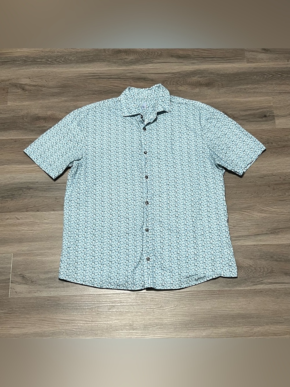 Johnnie O Men's Large Button Up Shirt Blue Floral Featherweight 100% Cotton